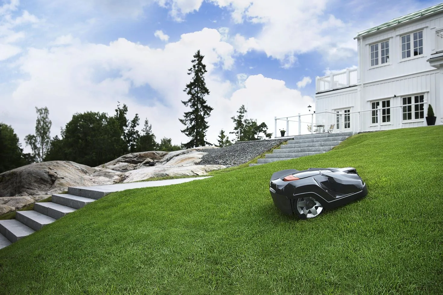 What to consider when buying a robotic mower